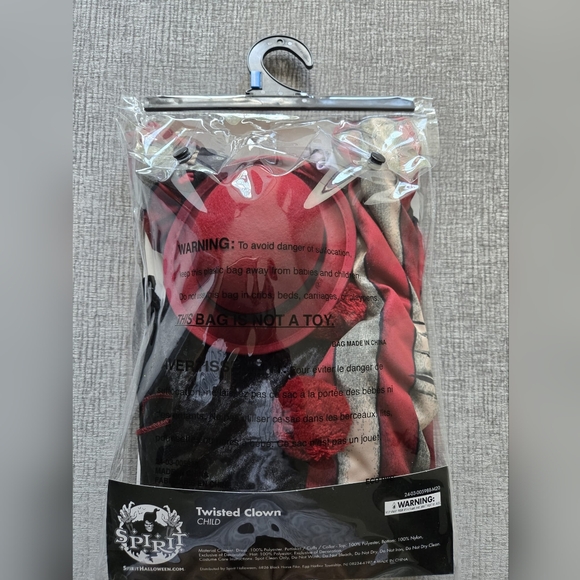 🤡Spirit Red and White Circus Performer Costume for Kids. Size:XL(12-14) - Picture 4 of 6